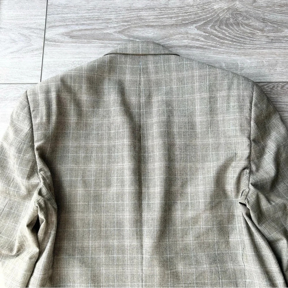 Michael Kors Pure Wool Plaid Sport Coat - Picture 14 of 15